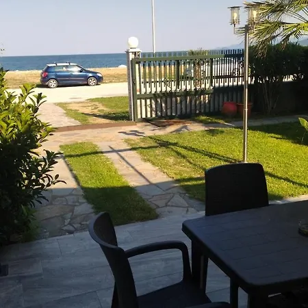 Seaview & Semi Basement Seaview *